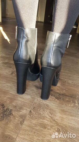 Ботинки женские 38 размера италия