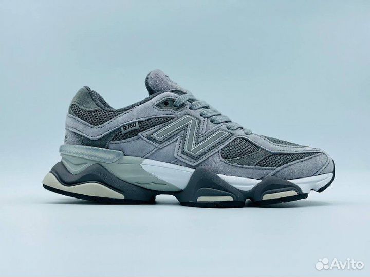 New balance 9060 серые разм. 41