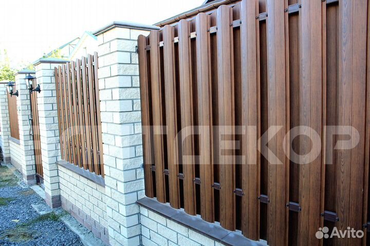 Парапет на забор из бетона