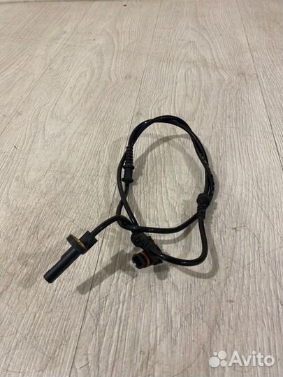 Датчик ABS передний Mercedes Benz S500L W221