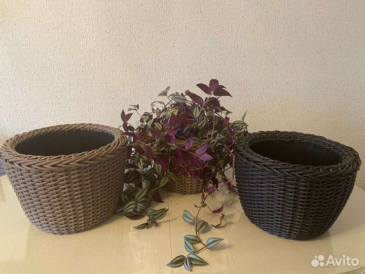 Кашпо для цветов из искусственного ротанга