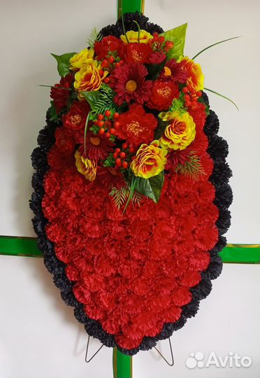 Ритуальные венки и корзины