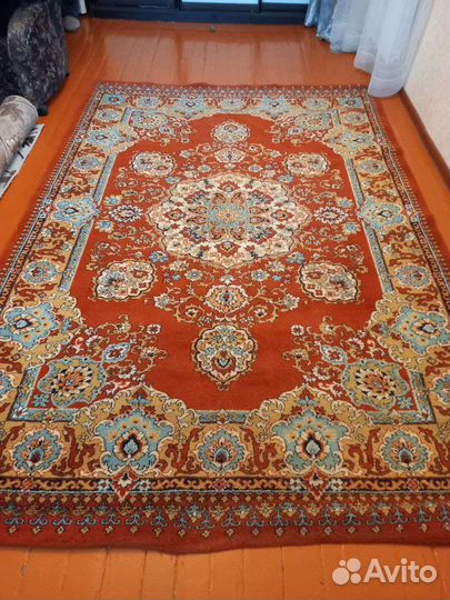 Ковёр б/у