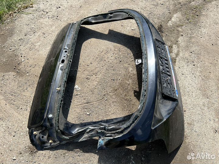 Крышка багажника Ford Focus 3