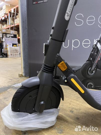 Электросамокат ninebot e25