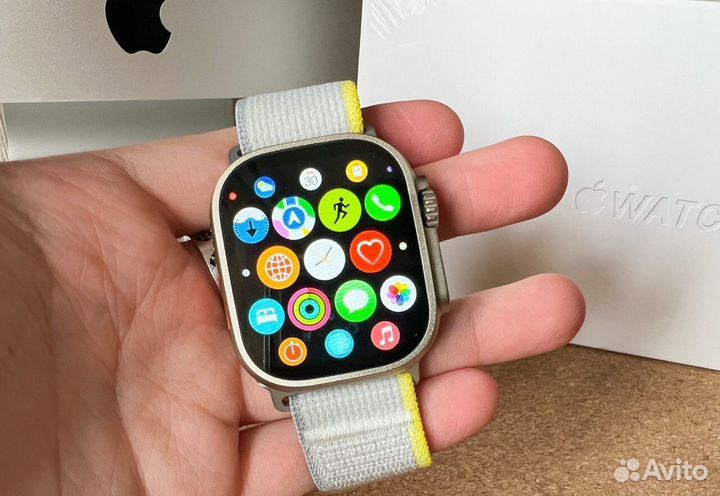 Apple Watch Ultra 2 + Желто-серый ремешок