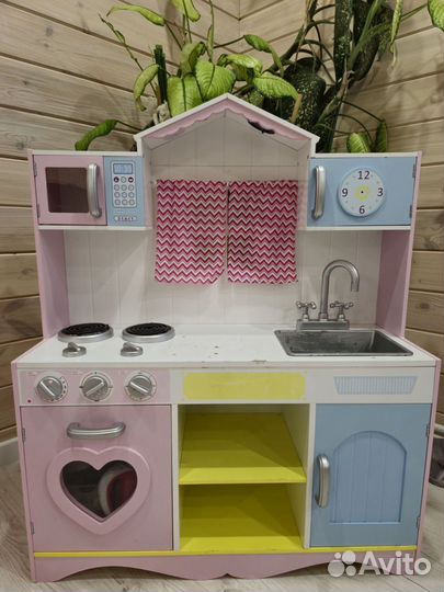 Домик кукольный