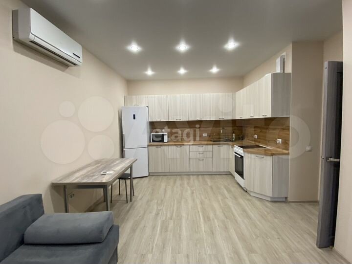 2-к. квартира, 56 м², 3/16 эт.