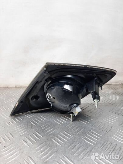 Фонарь крышки багажника левый Mazda 3 хэтчбэк 5