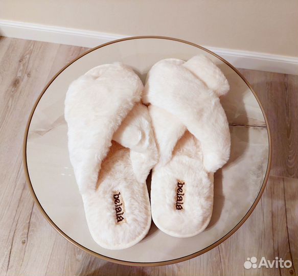 Тапочки женские пушистые белые 39