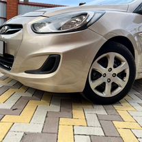 Hyundai Solaris 1.4 MT, 2014, 124 000 км, с пробегом, цена 915 000 руб.