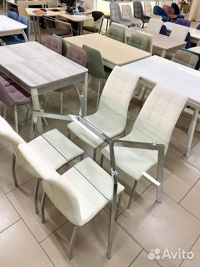 Стол стеклянный Modern