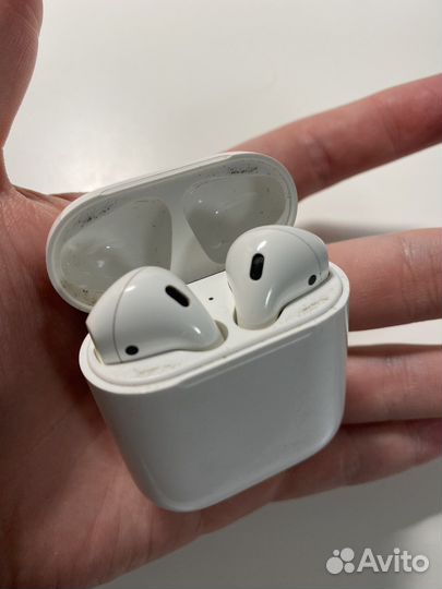 Airpods 1