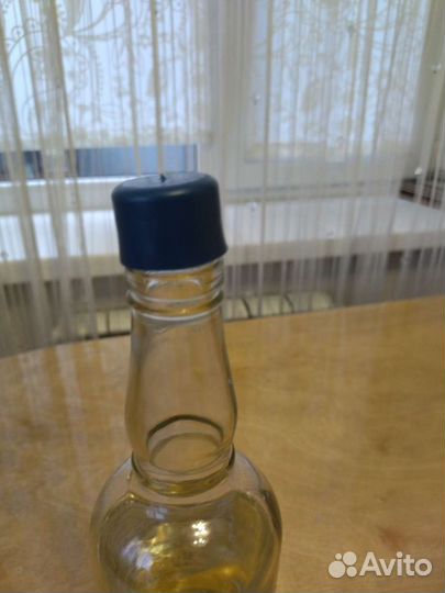 Крышка для стеклянной бутылки