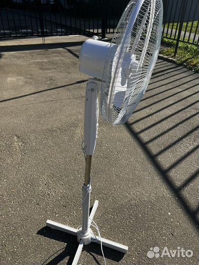 Вентилятор напольный новый