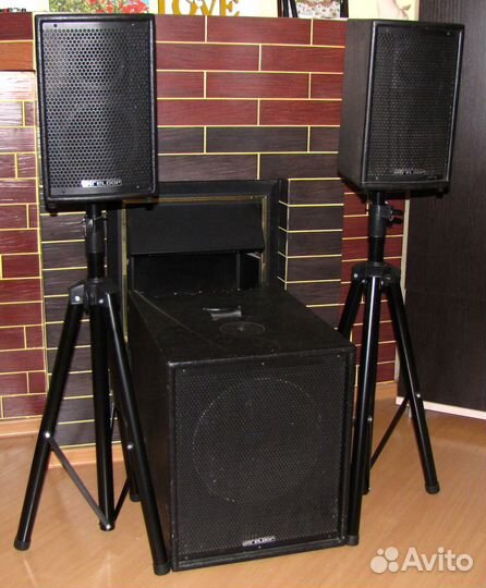 Колонки активный Саб 700-1400W 3шт R-Music Штативы