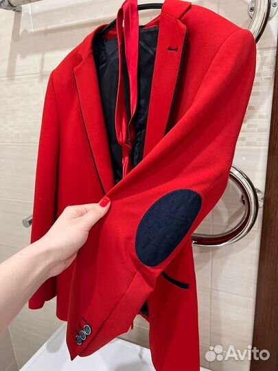Продаю пиджак
