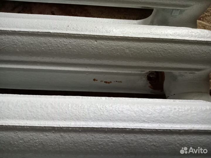 Батарея чугунная