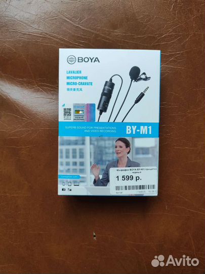 Петличный микрофон boya