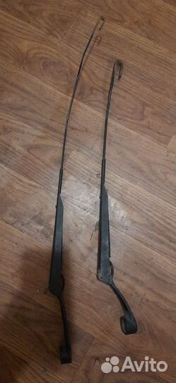 Поводки дворников калина