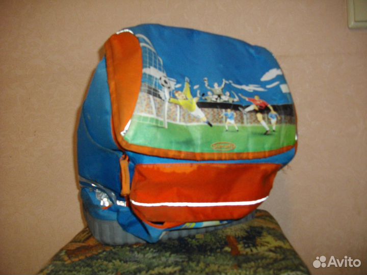 Школьный портфель для мальчика