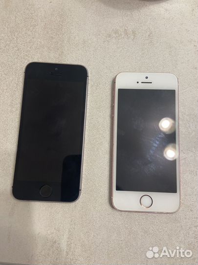 iPhone SE, 32 ГБ