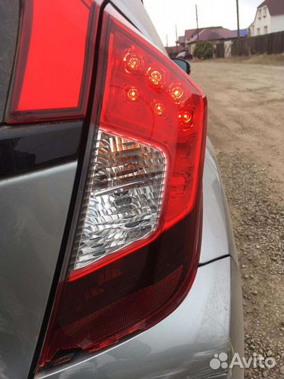 Задняя правая фара Хонда 