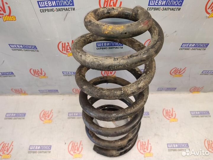 Пружина передняя Cadillac Escalade