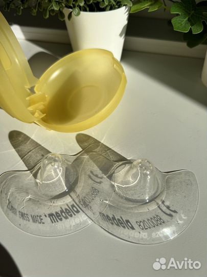 Накладки на грудь avent