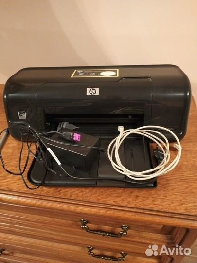 Цветной принтер HP Deskjet D1660