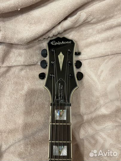 Электро гитара Epiphone Les Paul Custom
