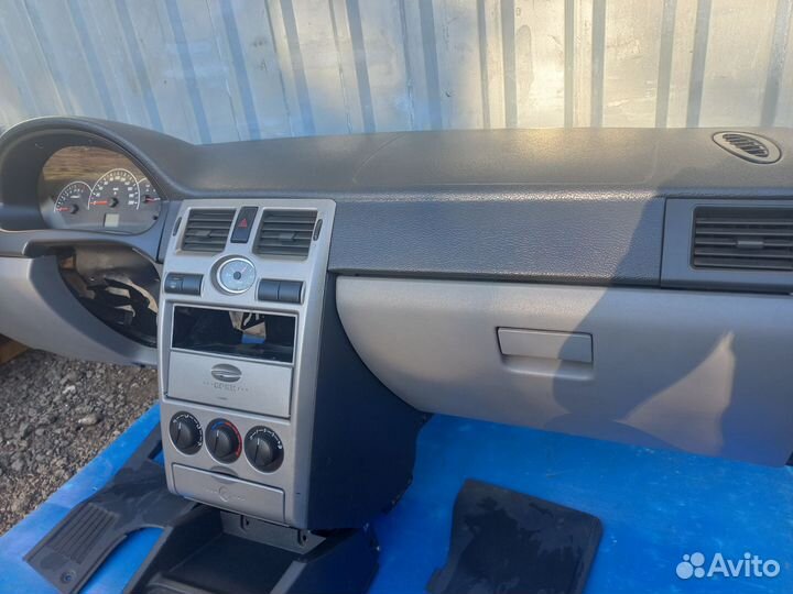 Продам торпеду (панель) на приору В сборе