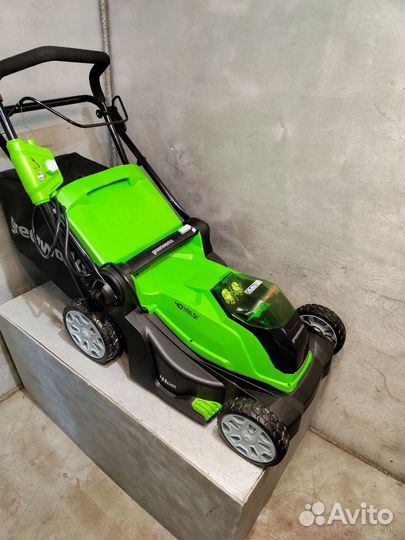 Газонокосилка аккумуляторная Greenworks 40в, акб4а