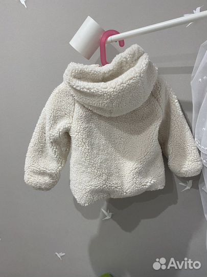 Куртка на девочку hm