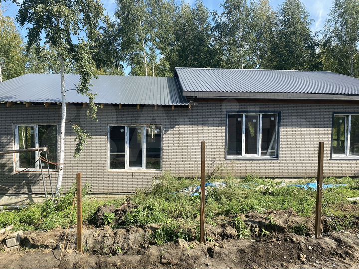 Коттедж 70 м² на участке 5 сот.