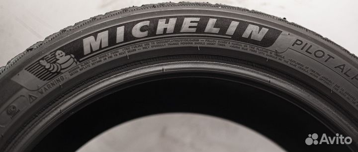 Michelin Pilot Alpin 5 245/45 R19 102V