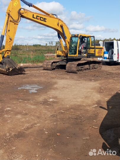 Машинист гусеничного экскаватора вахта