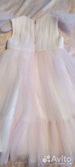 Одежда и обувь для девочек