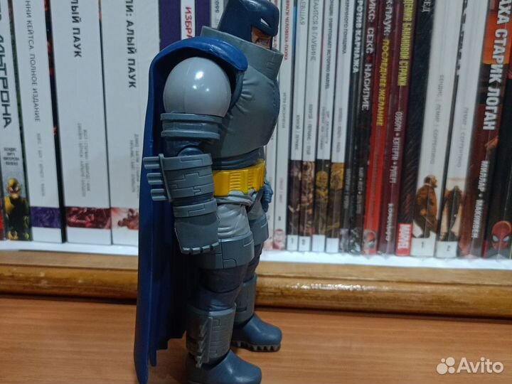 Batman фигурка Бэтмен DC