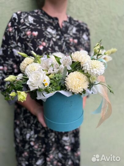 Композиции из цветов в коробках