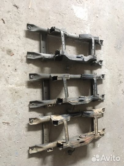 Подрамник задний Рено Дастер