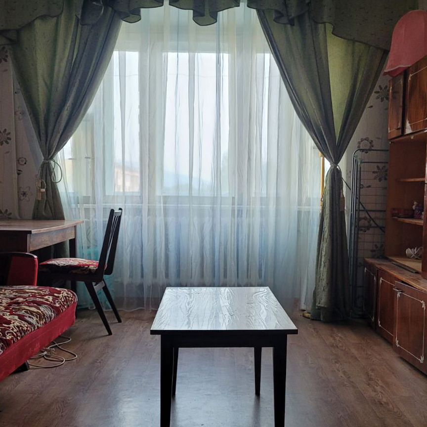 Квартира 1-комн. 37.9 м² за 1 000 000 ₽ в Усть-Омчуг — фото 2