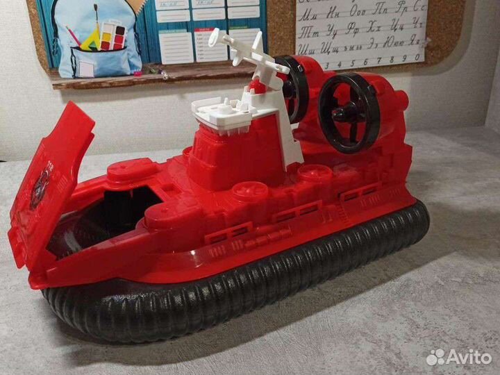 Игрушка на колесах Судно на воздушной подушке