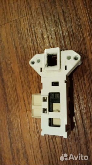 Замок блокировки дверцы Gorenje Simplicity