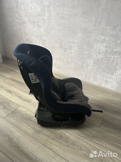 Автомобильное детское кресло от 0 до 18 кг