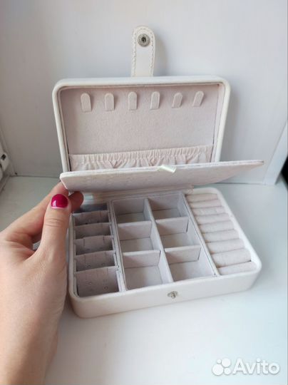 Шкатулка для украшений