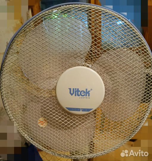 Вентилятор напольный vitek