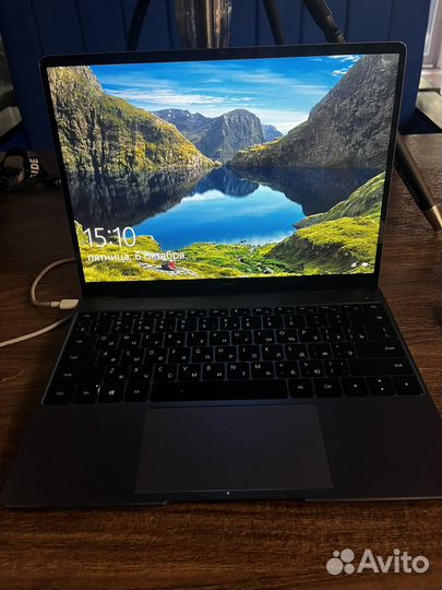 Ноутбук huawei matebook 13