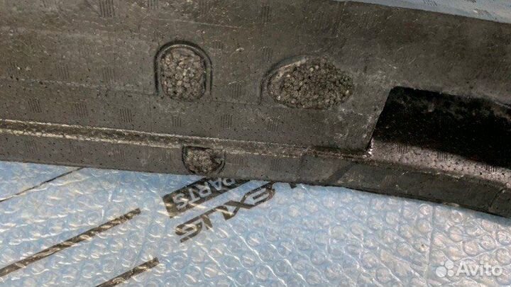 Абсорбер бампера передний Toyota Land Cruiser 200