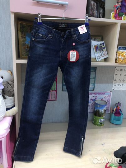 Джинсы для девочки новые